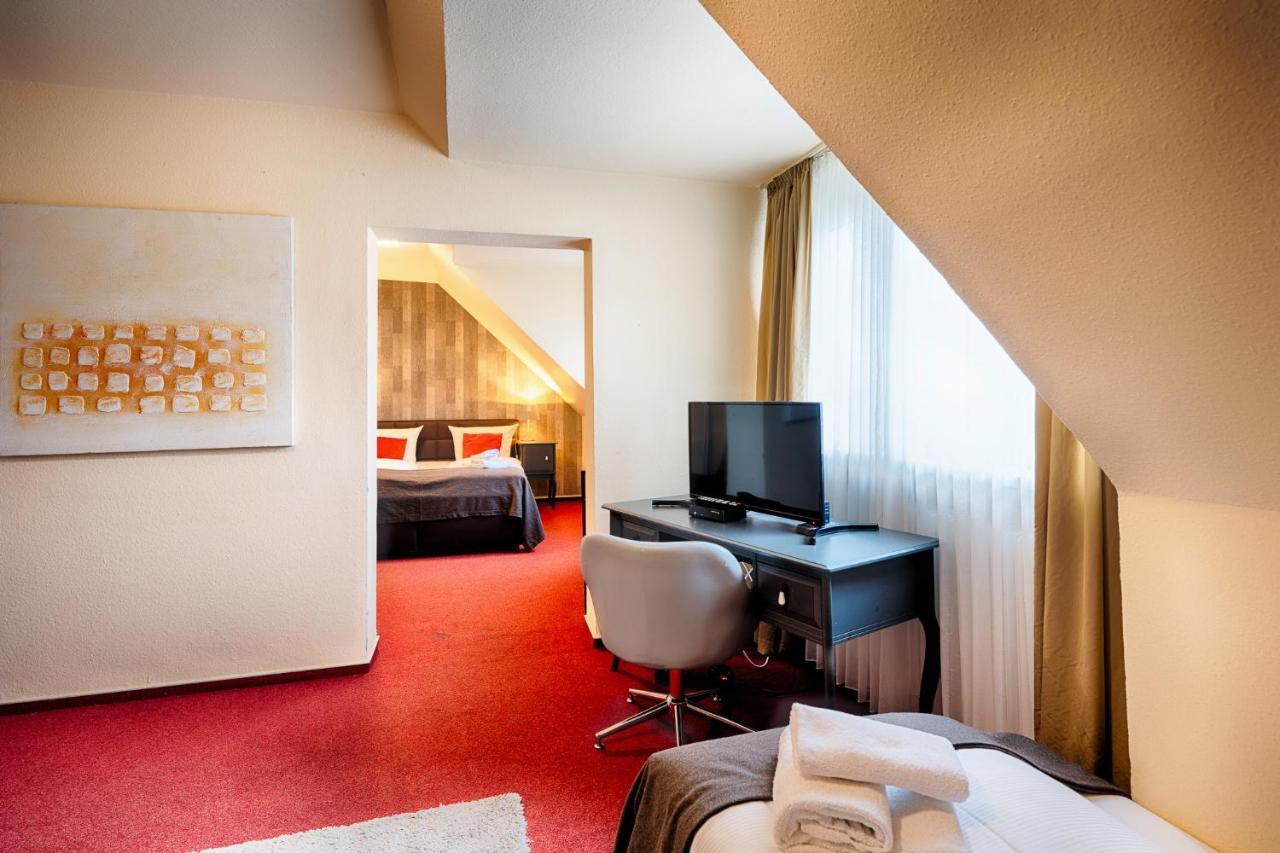 Hotel Fuerst Garden ดอร์ทมุนด์ ภายนอก รูปภาพ