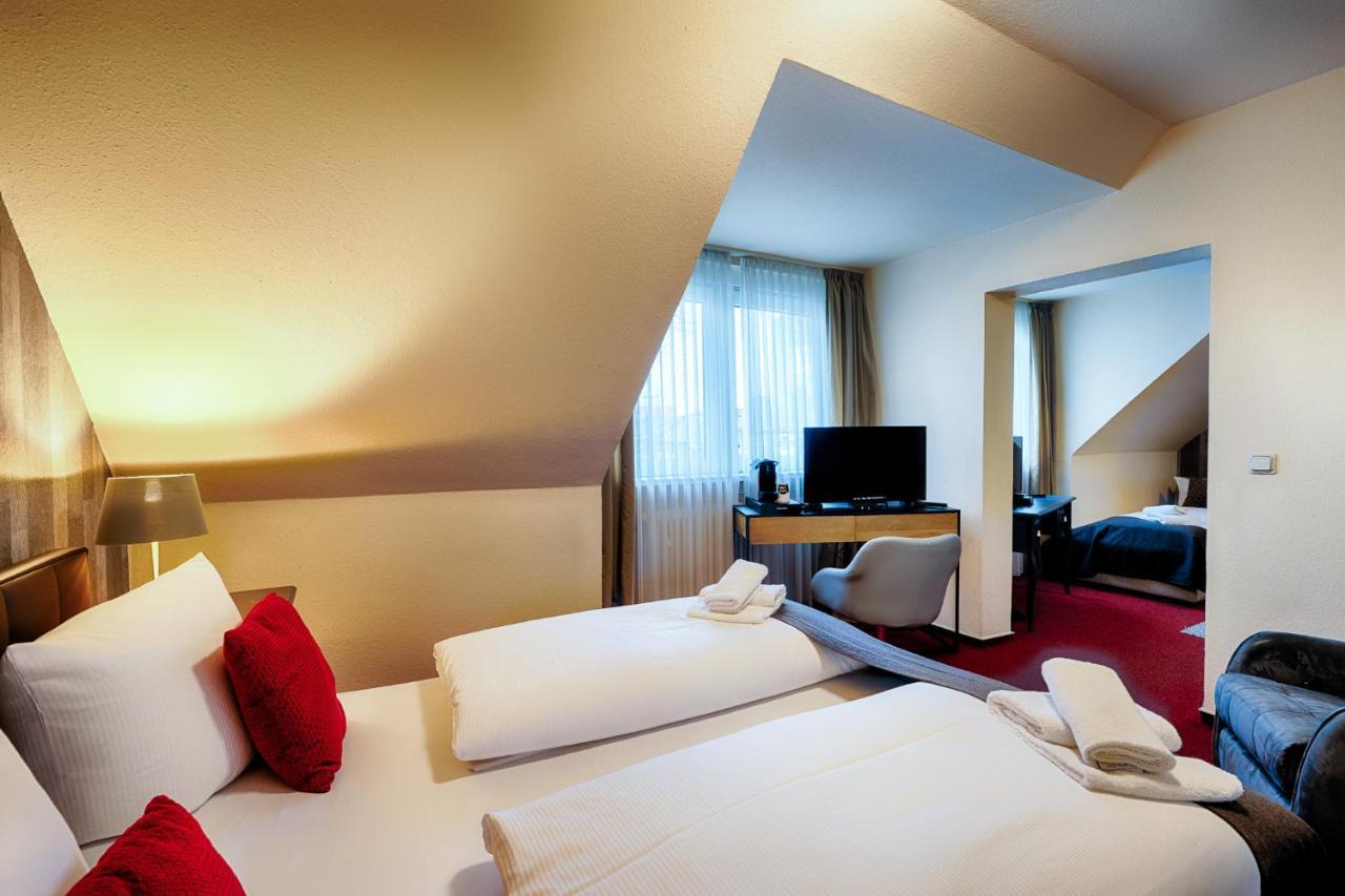 Hotel Fuerst Garden ดอร์ทมุนด์ ภายนอก รูปภาพ