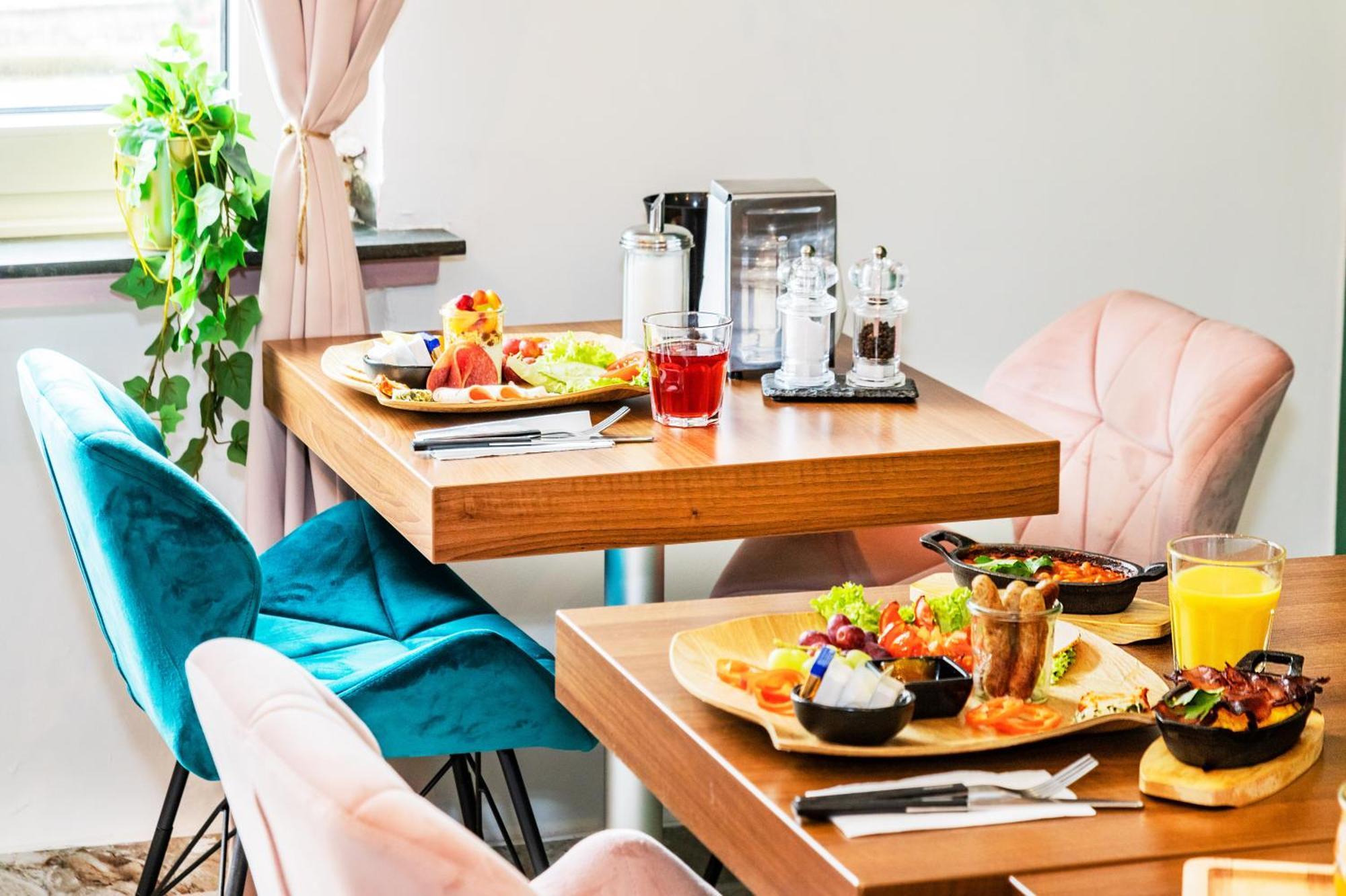 Hotel Fuerst Garden ดอร์ทมุนด์ ภายนอก รูปภาพ