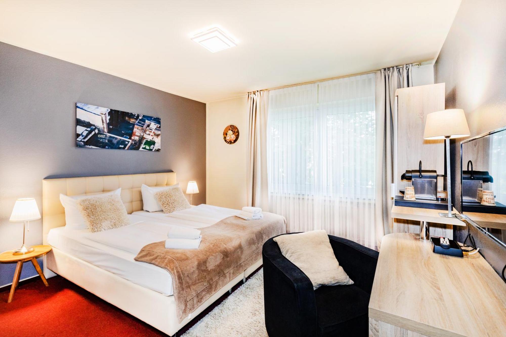 Hotel Fuerst Garden ดอร์ทมุนด์ ภายนอก รูปภาพ