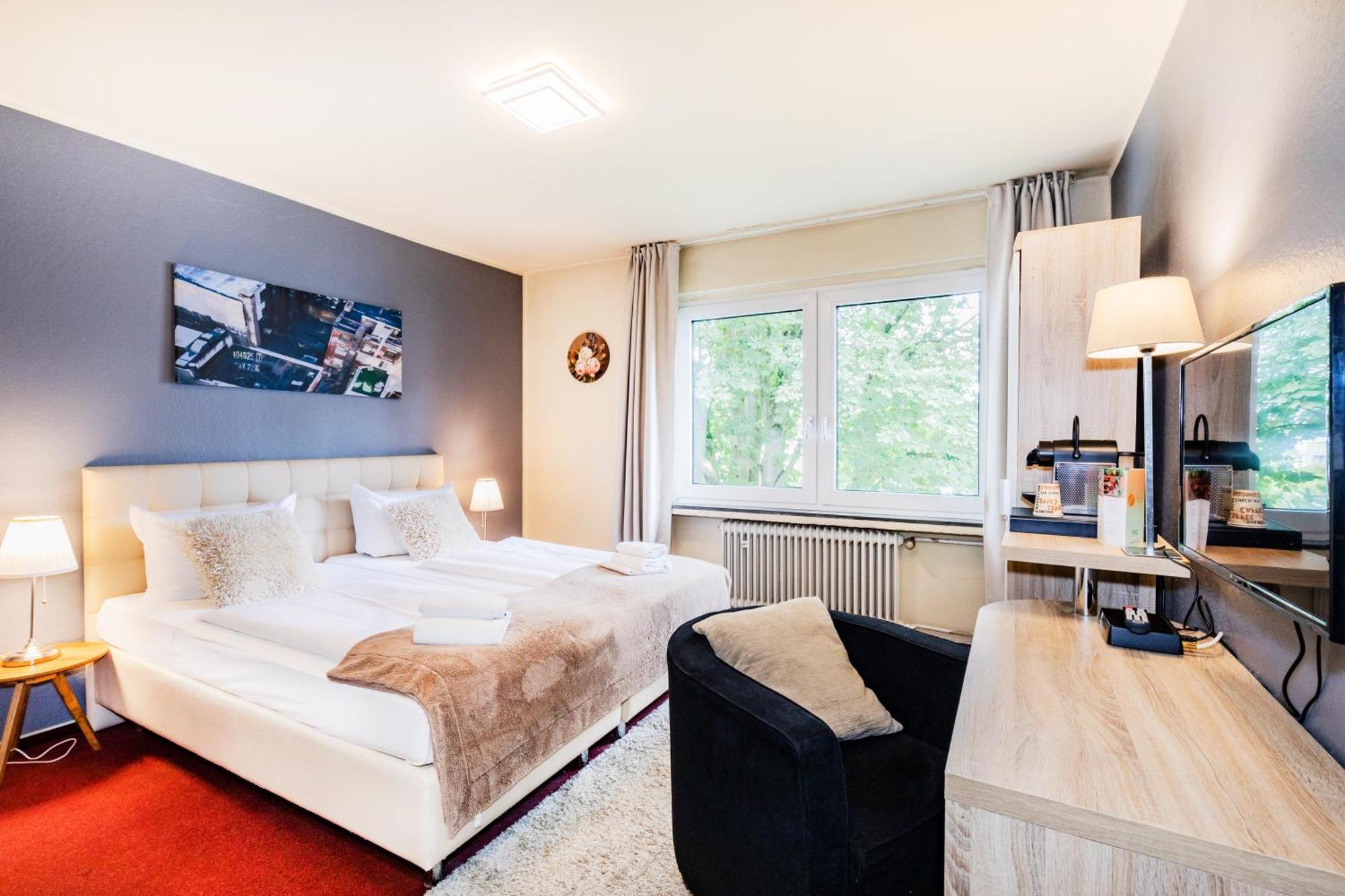 Hotel Fuerst Garden ดอร์ทมุนด์ ภายนอก รูปภาพ