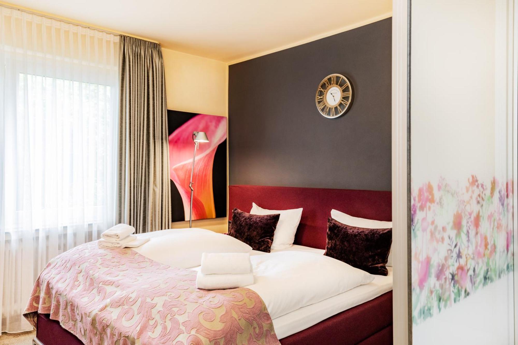 Hotel Fuerst Garden ดอร์ทมุนด์ ภายนอก รูปภาพ